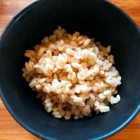 【食物繊維】炊飯器でもち麦10割炊き